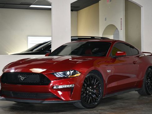 Used 2021 Ford Mustang GT Premium w/ GT Performance Package image 4