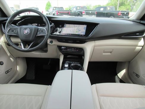 Used 2023 Buick Envision Avenir FWD image 12