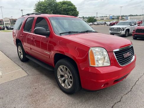 Used 2013 GMC Yukon SLT w/ Suspension Package, Autoride AWD/4WD image 4