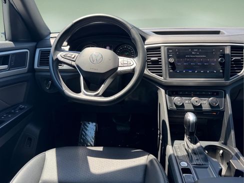 Used 2021 Volkswagen Atlas Cross Sport SE FWD image 12