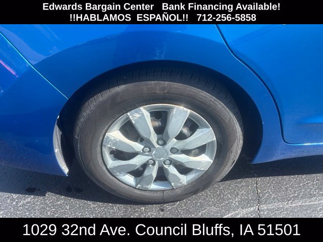 Used 2017 Hyundai Elantra SE FWD image 9