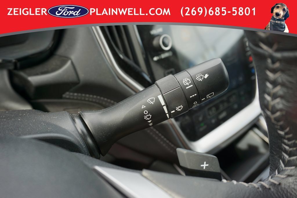 Used 2023 Subaru Outback Premium AWD/4WD image 25