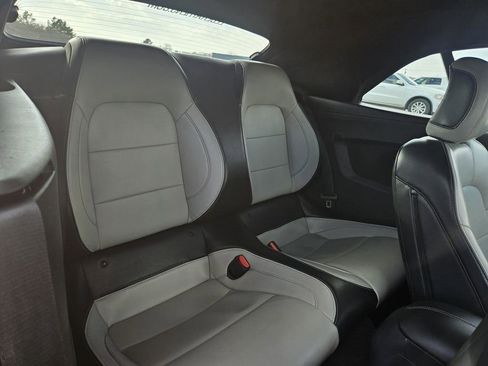 Used 2024 Ford Mustang Premium image 25