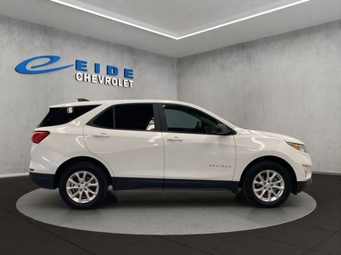 Used 2020 Chevrolet Equinox LS AWD/4WD image 15