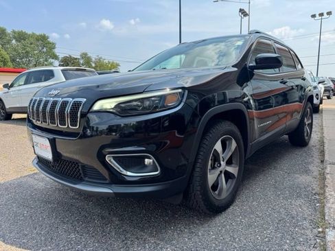 Used 2022 Jeep Cherokee Limited AWD/4WD image 3