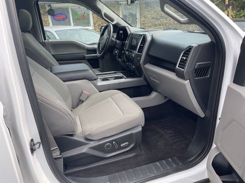 Used 2016 Ford F150 XLT w/ Equipment Group 302A Luxury AWD/4WD image 8