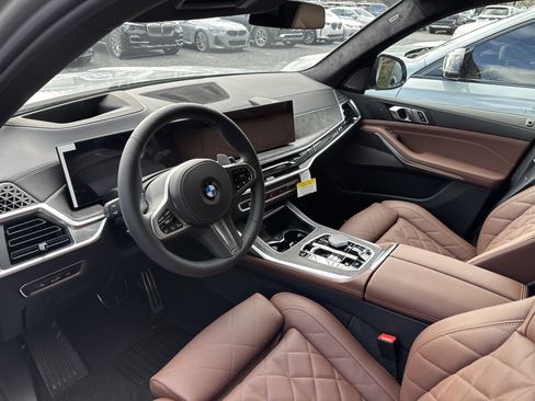 New 2026 BMW X7 xDrive40i w/ M Sport Package image 4