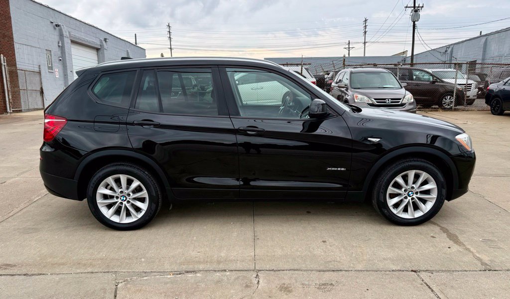 Used 2017 BMW X3 xDrive28i AWD/4WD image 5