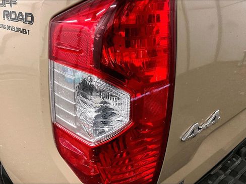 Used 2019 Toyota Tundra SR5 image 28