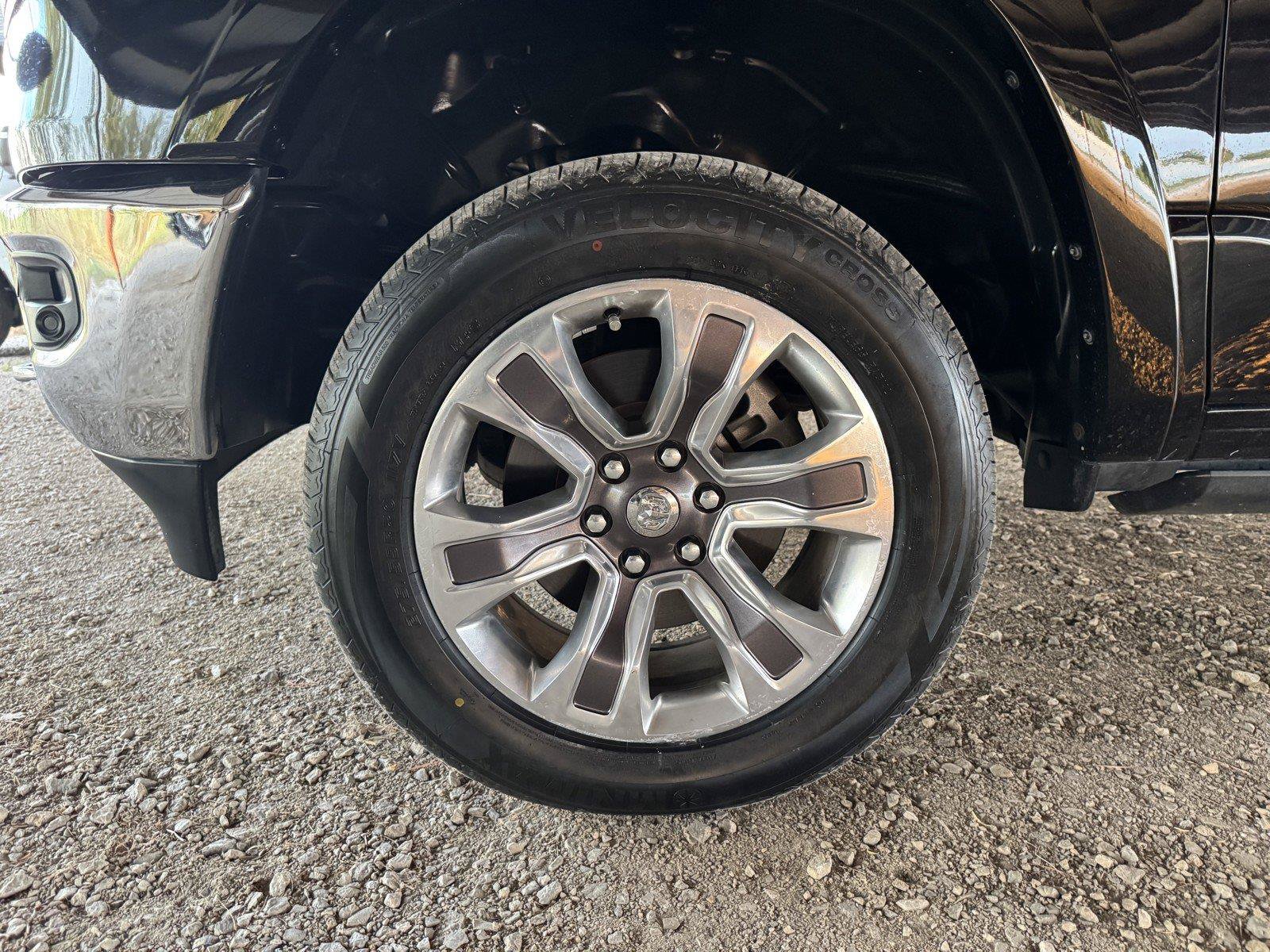 Used 2022 RAM 1500 Limited AWD/4WD image 45