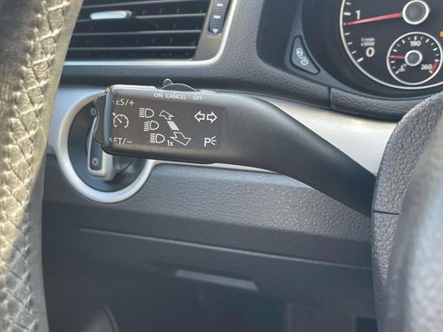 Used 2013 Volkswagen Passat TDI SE FWD image 29