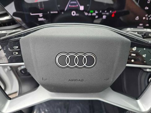 Certified 2025 Audi Q5 Premium Plus w/ Premium Plus AWD/4WD image 25