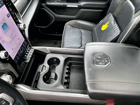 Used 2023 RAM 1500 Laramie image 19