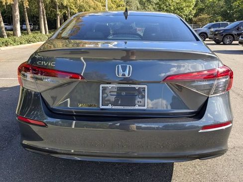 Certified 2024 Honda Civic EX image 8