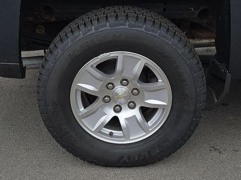 Used 2018 Chevrolet Silverado 1500 LT w/ All Star Edition AWD/4WD image 7