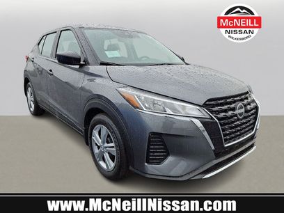 New 2025 Nissan Kicks S