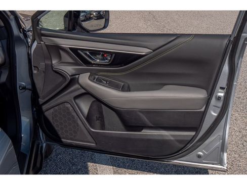 Used 2020 Subaru Outback Onyx Edition XT w/ Popular Package #2 image 16