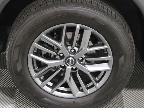 Used 2022 Nissan Rogue S AWD/4WD image 34