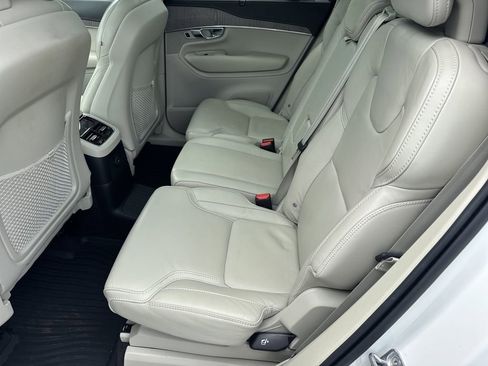 Used 2022 Volvo XC90 T8 Inscription w/ Advanced Package AWD/4WD image 20