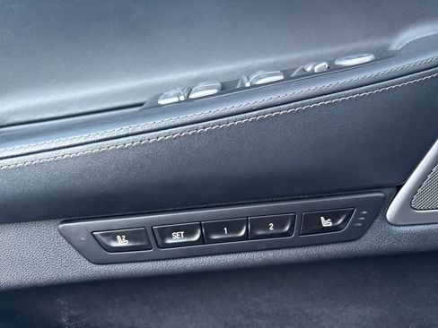 Used 2019 BMW 750i w/ Executive Package image 12