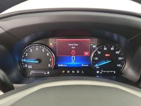 Used 2023 Ford Explorer XLT AWD/4WD image 11