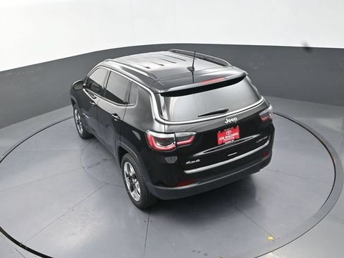 Used 2018 Jeep Compass Limited w/ Navigation Group AWD/4WD image 26