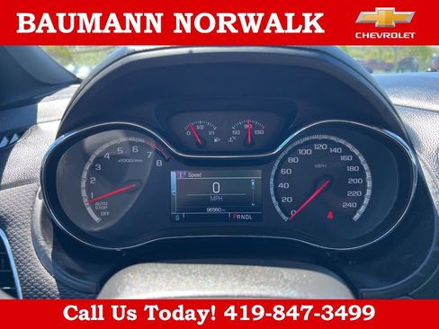 Used 2017 Chevrolet Cruze LT FWD image 23