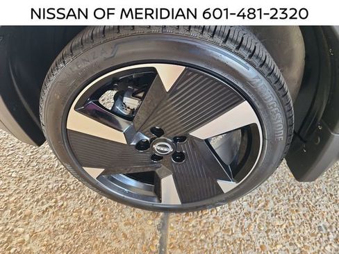New 2026 Nissan Kicks SR w/ Cold Weather Package FWD image 21