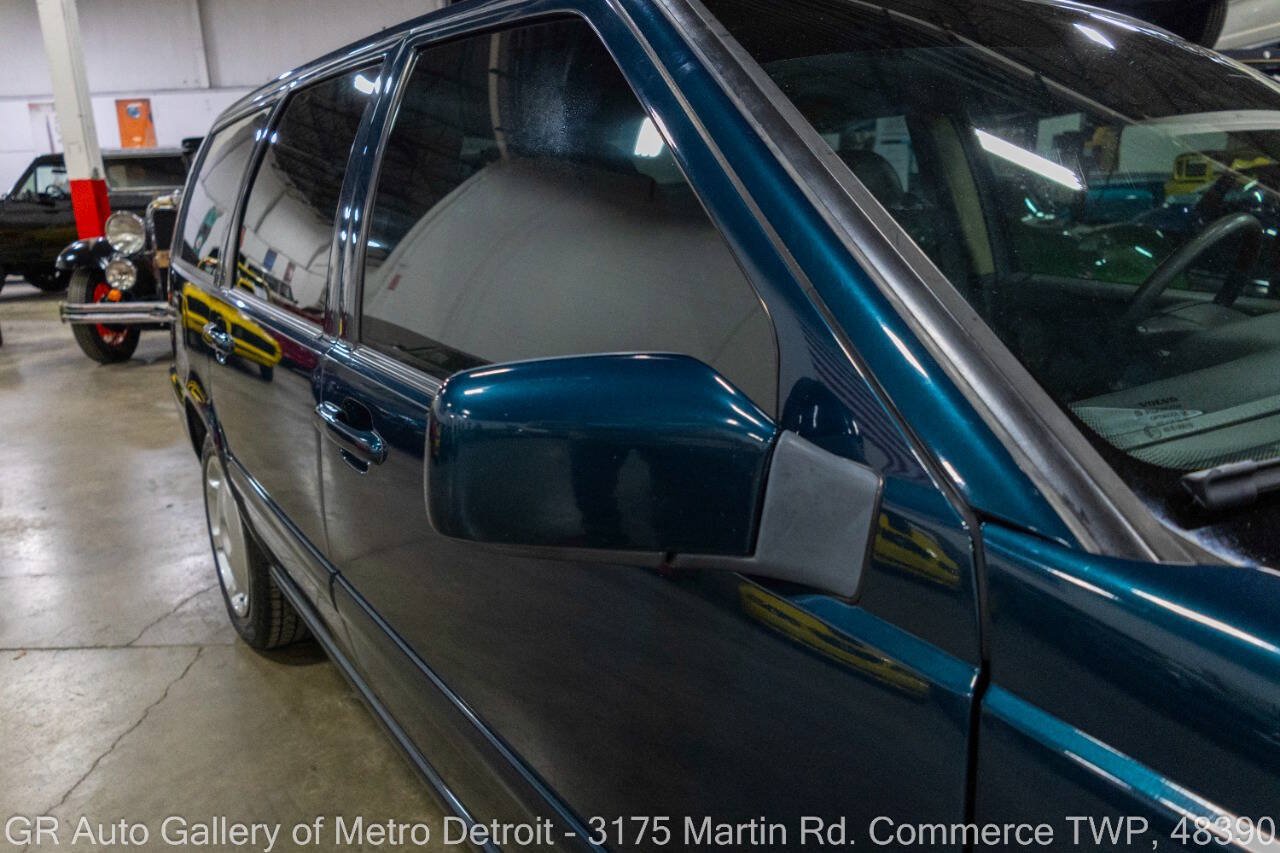 Used 1998 Volvo V70 FWD image 32