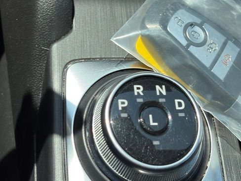 Used 2024 Ford Escape ST-Line FWD image 13