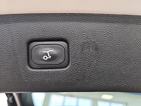 Used 2022 Ford Edge SEL w/ Convenience Package image 29