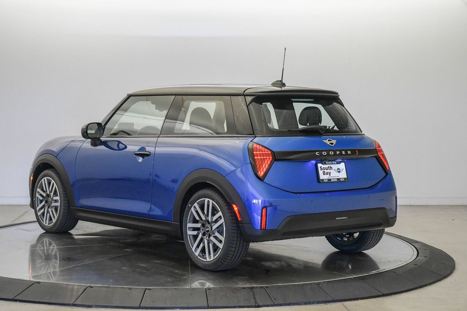 New 2026 MINI Cooper S FWD image 2