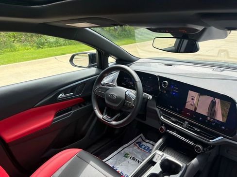 New 2026 Chevrolet Equinox EV RS AWD/4WD image 37
