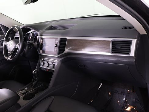 Used 2019 Volkswagen Atlas SE w/ Panoramic Sunroof Package image 30