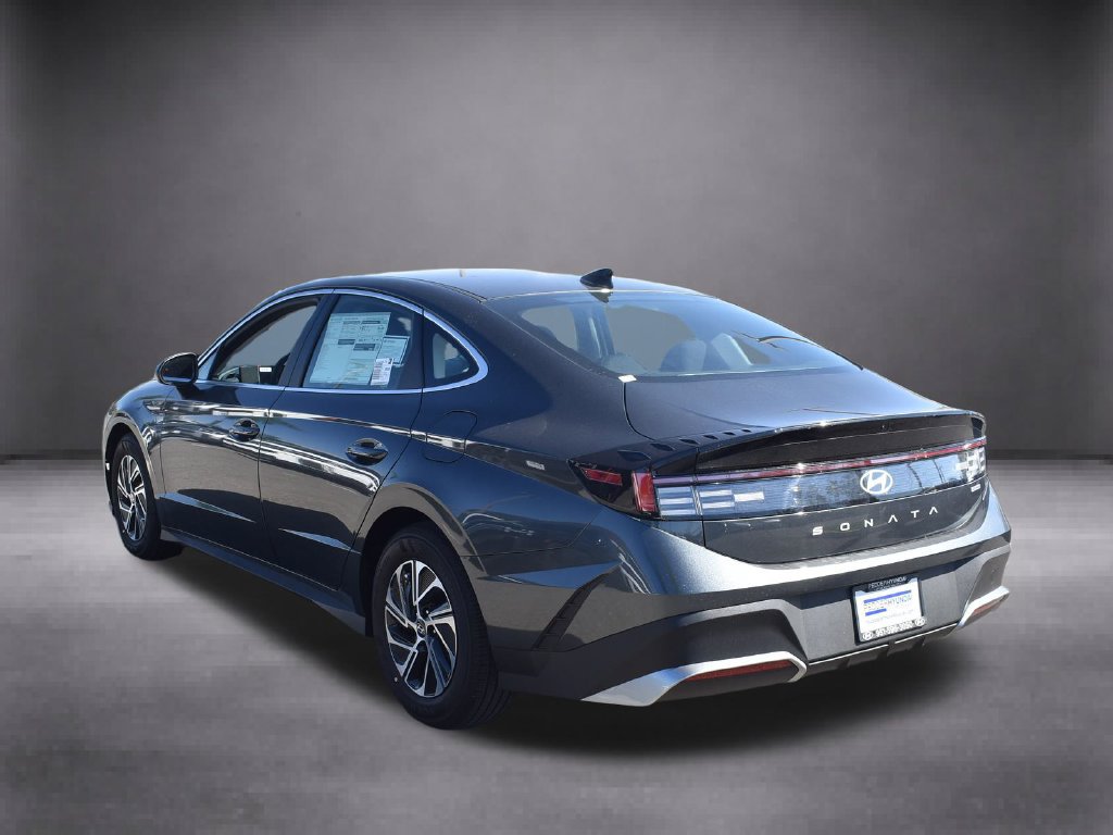 New 2027 Hyundai Sonata Blue FWD image 6