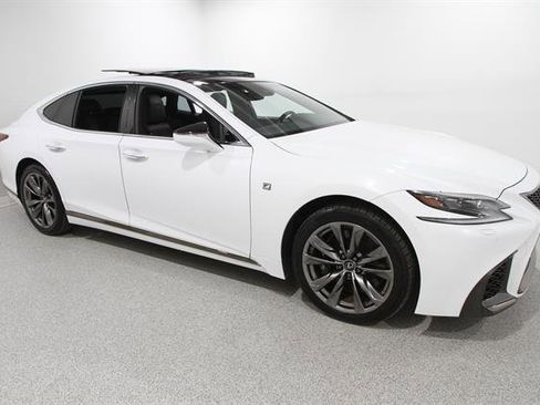 Used 2018 Lexus LS 500 F Sport w/ Accessory Package (Z2) image 1