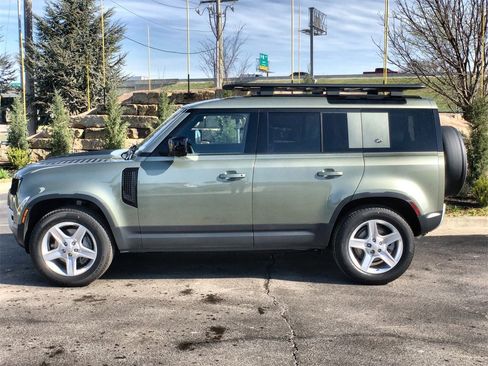 Certified 2021 Land Rover Defender 110 SE image 2