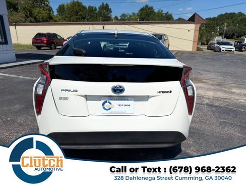 Used 2017 Toyota Prius Two FWD image 7