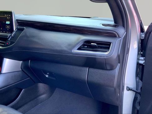 Used 2024 Chevrolet Tahoe LT RWD image 19