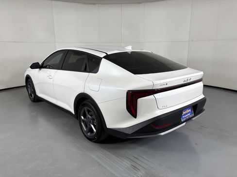 New 2026 Kia K4 FWD image 6