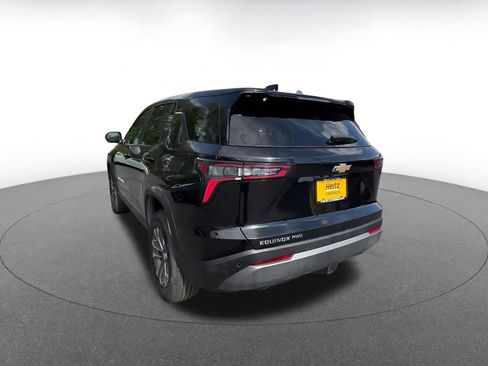Used 2025 Chevrolet Equinox LT AWD/4WD image 11