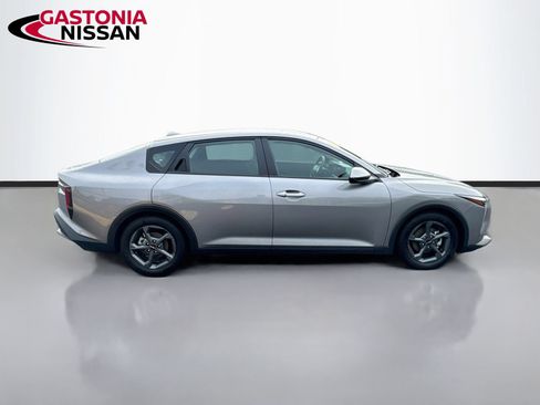 Used 2025 Kia K4 FWD image 10