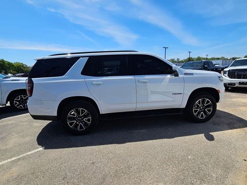 Used 2023 Chevrolet Tahoe Z71 w/ Luxury Package image 7