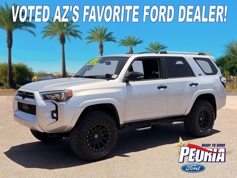 Used 2021 Toyota 4Runner SR5 Premium w/ Moonroof Package AWD/4WD image 1