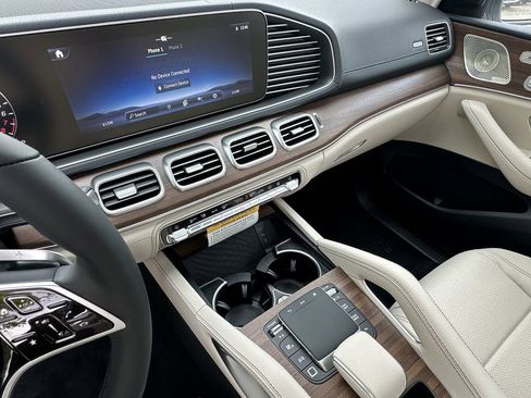 New 2026 Mercedes-Benz GLE 450e 4MATIC image 31