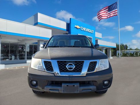 Used 2013 Nissan Frontier SV w/ SV Value Truck Pkg image 2