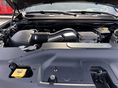 Used 2022 Jeep Wagoneer Series III w/ Convenience Group I AWD/4WD image 39