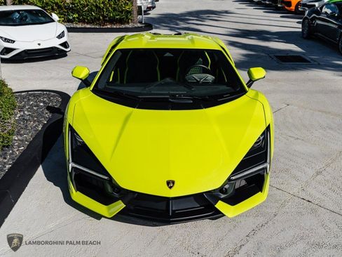 Used 2024 Lamborghini Revuelto image 10