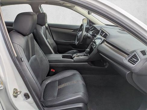 Used 2020 Honda Civic Touring image 23
