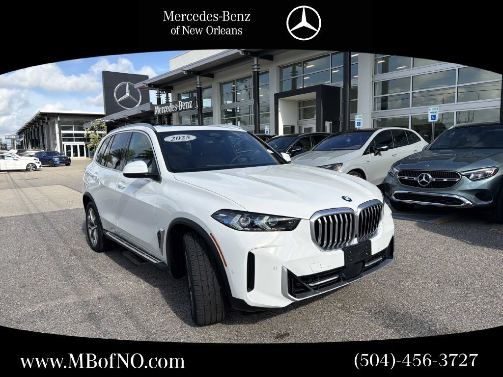 Used 2025 BMW X5 xDrive40i w/ Climate Comfort Package AWD/4WD image 1